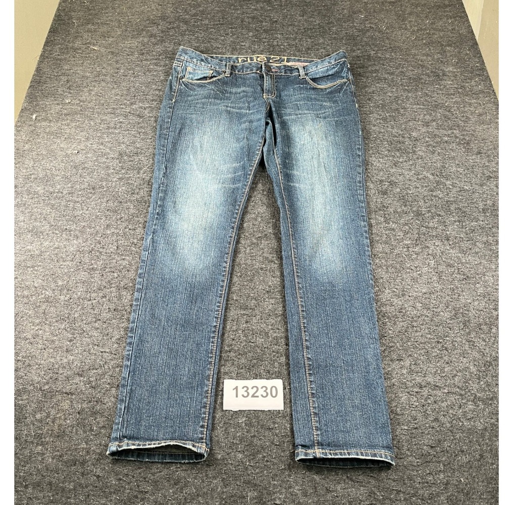 Rue21 Jeans Womens 13/14 Blue Denim Cotton Stretch Medium Wash Straight Leg